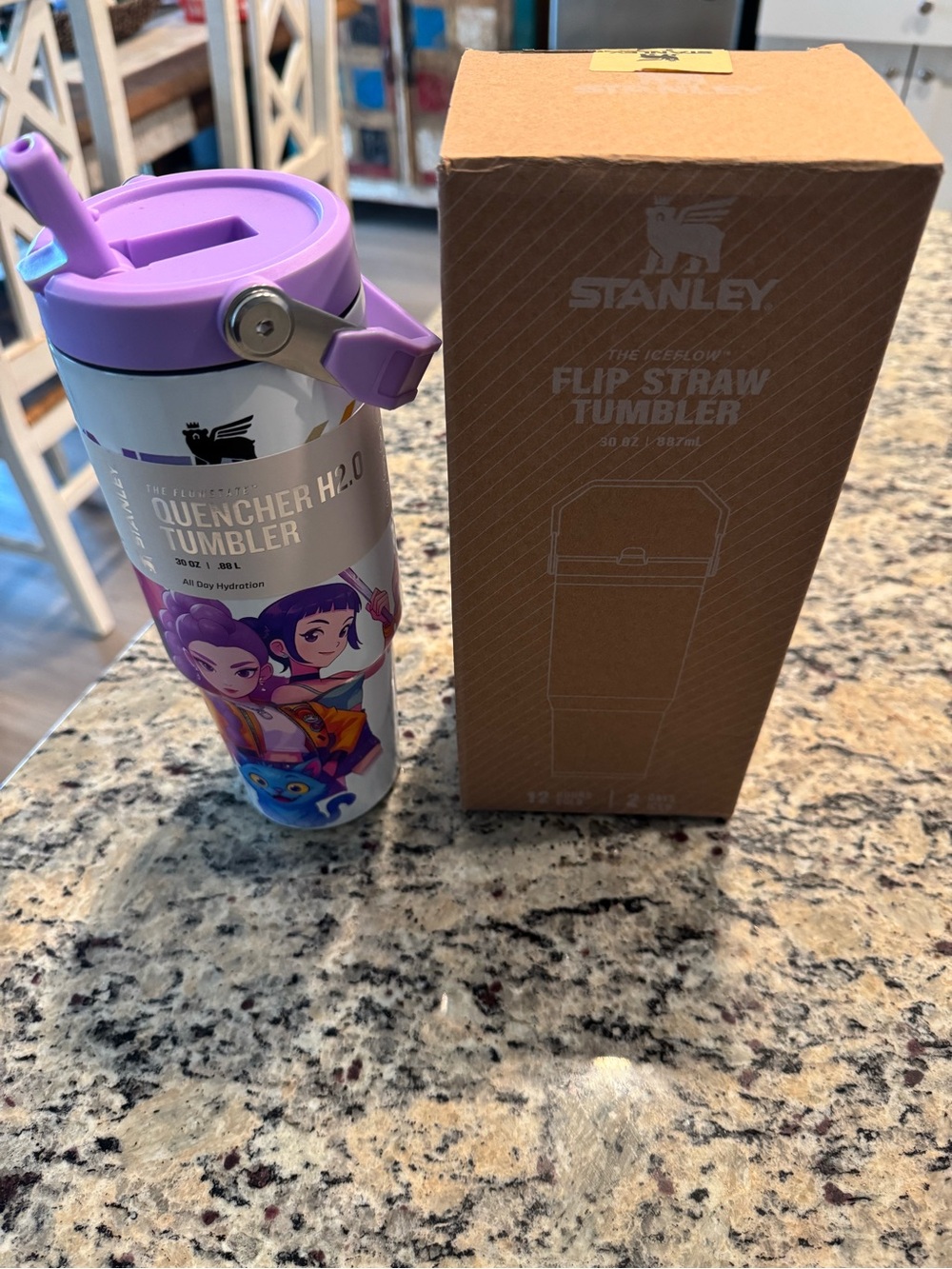 KPOP 30 oz Flip Straw Tumbler with Lid & Straw – Brand New - Picture 6 of 8